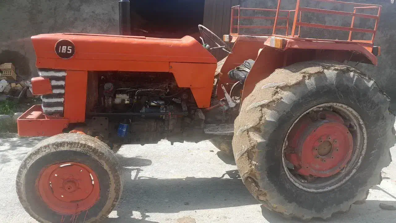 تراکتور ۱۸۵ فرگوسن|خودرو سنگین|فریدونشهر, |دیوار