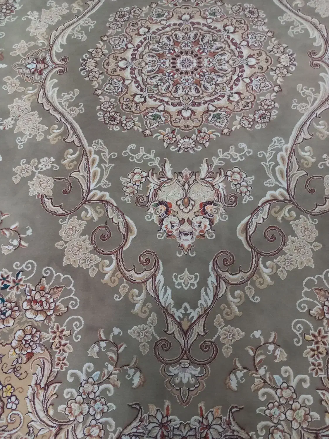 دوتا فرش ۹متری گردویی وکرم|فرش|هشتگرد, فاز ۷ مهستان|دیوار