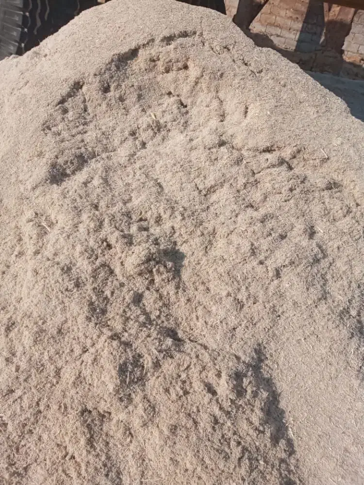 خشک نرم کاه نیشکر برادشت جدید|حیوانات مزرعه|مرودشت, ژیان|دیوار