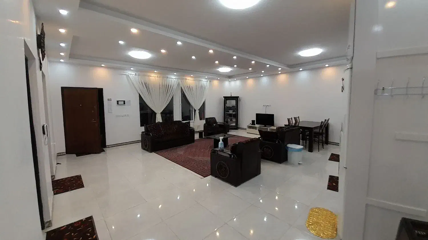 اجاره ویلا نوساز(روزانه)خمام دافچاه. 10د تا دریا|اجارهٔ کوتاهمدت ویلا و باغ|خمام, |دیوار