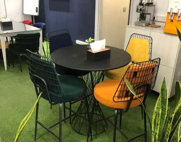 میز و صندلی سفره خانه kaku C7|کافی‌شاپ و رستوران|قم, تعویض پلاک|دیوار