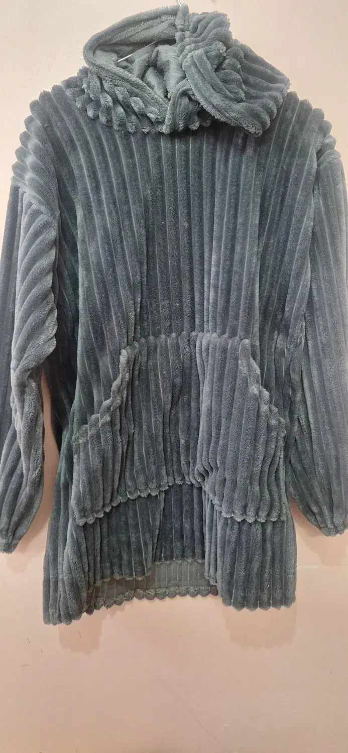 هودی|لباس|تربتحیدریه, فرمانداری|دیوار