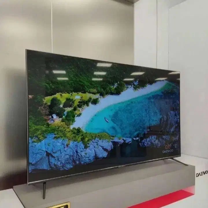 تلویزیون های ال ای دی اسمارت فورکی ( کارکرده)|تلویزیون و پروژکتور|بروجرد, |دیوار