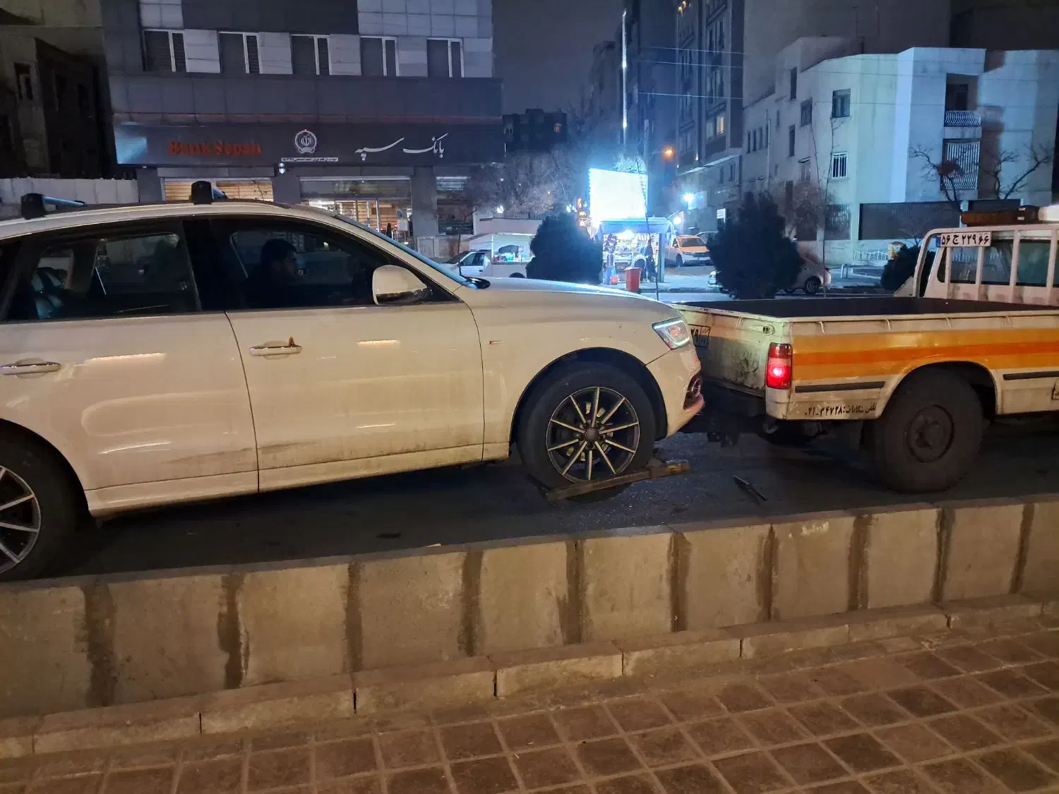 امدادخودروجرثقیل چرخگیریدکش شبانه روزی|خدمات حمل و نقل|کرج, عظیمیه|دیوار