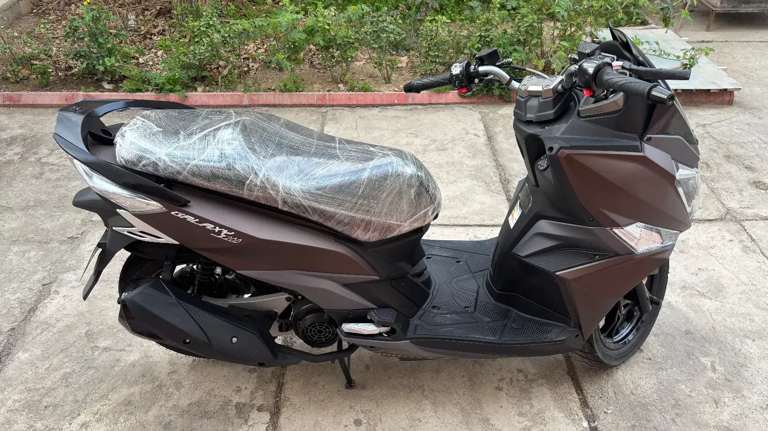 J200صفر خشک|موتورسیکلت|تهران, پرستار|دیوار