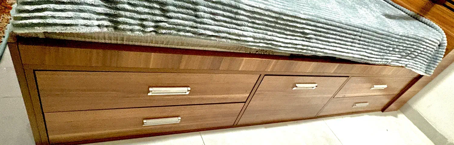 سرویس خواب|تخت و سرویس خواب|شوش, |دیوار