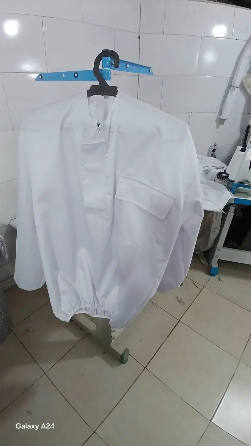 به  ۳ نفر خانم  خیاط سروز کار نیازمندیم|استخدام صنعتی، فنی، مهندسی|ابهر, |دیوار