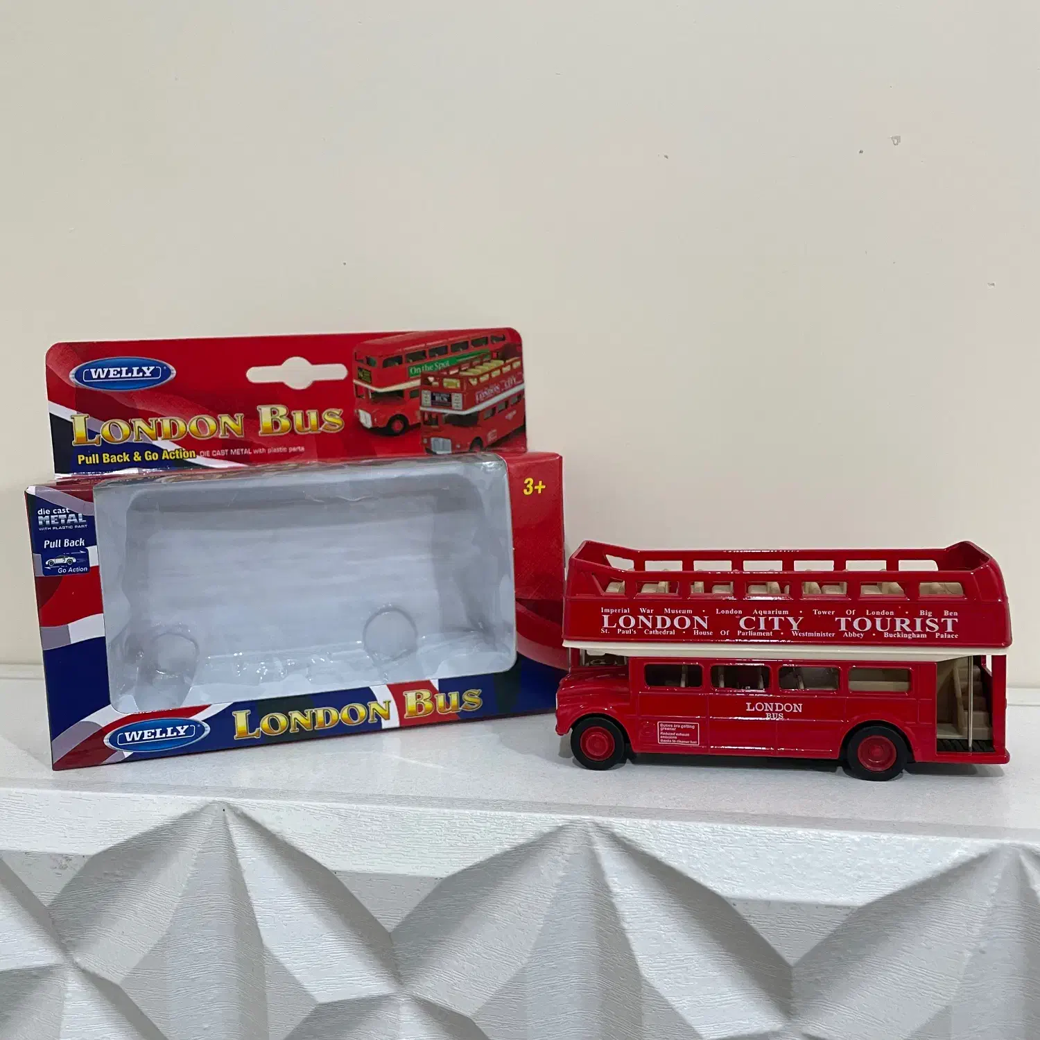 ماکت تمام فلزی اتوبوس لندنی سقف رو باز برند ویلی|اسباببازی|اهواز, کوی سعدی|دیوار