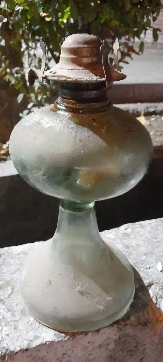 چراغ گردسوز شیشه ای قدیمی|کلکسیون اشیاء عتیقه|تهران, وحیدیه|دیوار