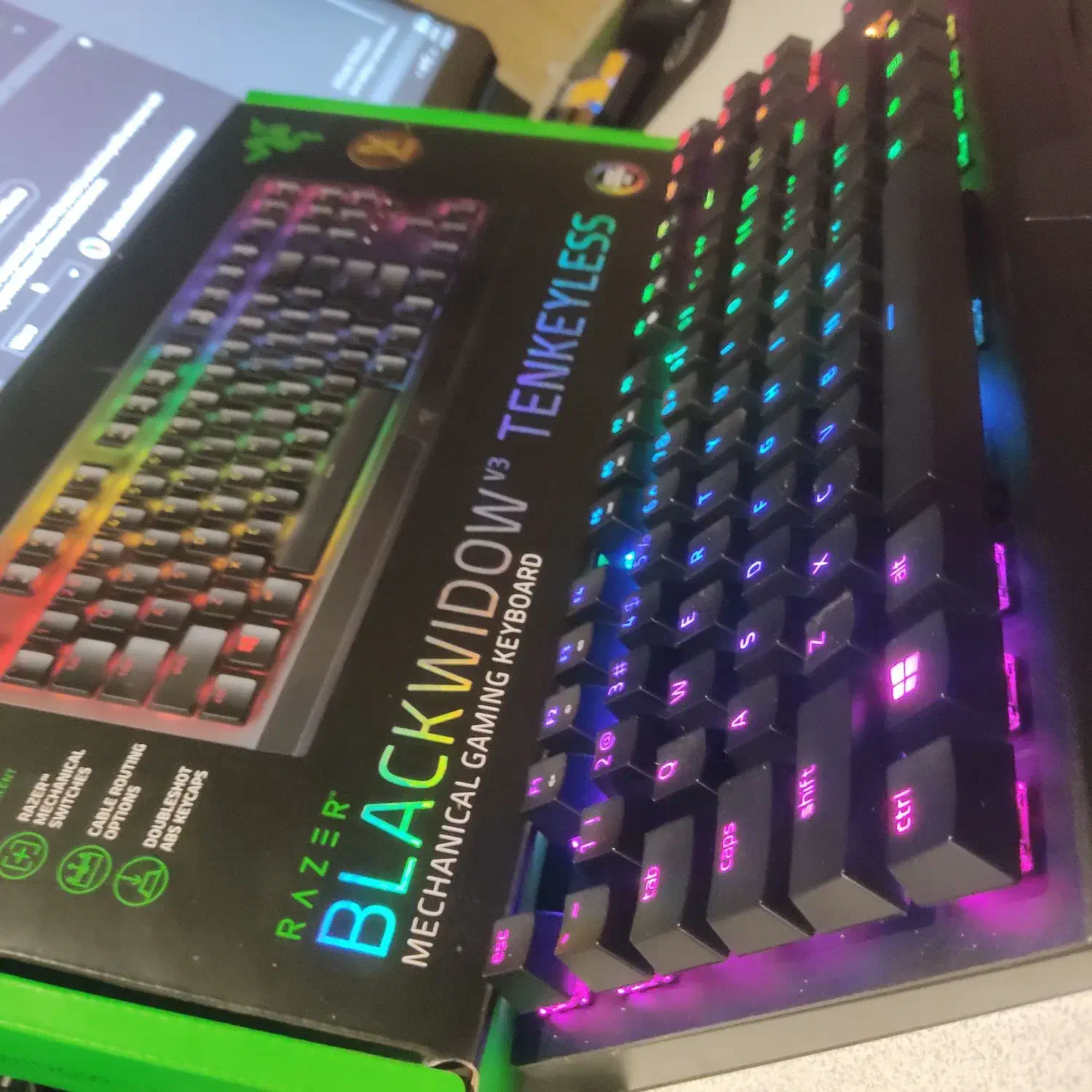 razer blackwidow v3 tkl yellowswitch|قطعات و لوازم جانبی رایانه|تهران, شهرک پرواز|دیوار