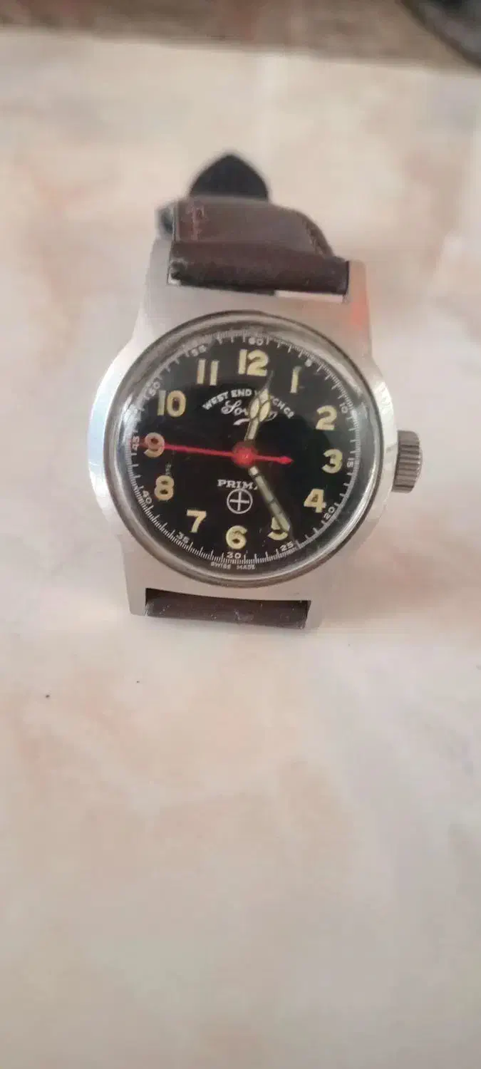 ساعت سکو ۵|ساعت|نجف‌آباد, یزدانشهر|دیوار