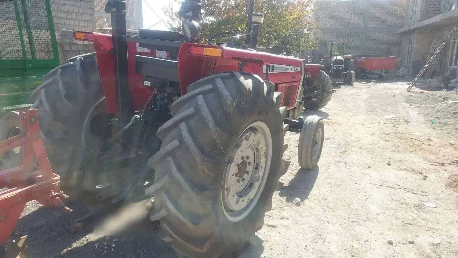 تراکتور ۴۷۵ مدل۴۰۱کمکار|خودرو سنگین|اشنویه, |دیوار