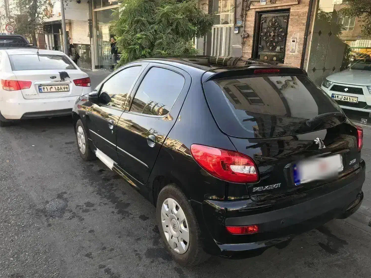 پژو207 مشکی 1402 دنده سقف فلز|خودرو سواری و وانت|تهران, تهران‌نو|دیوار