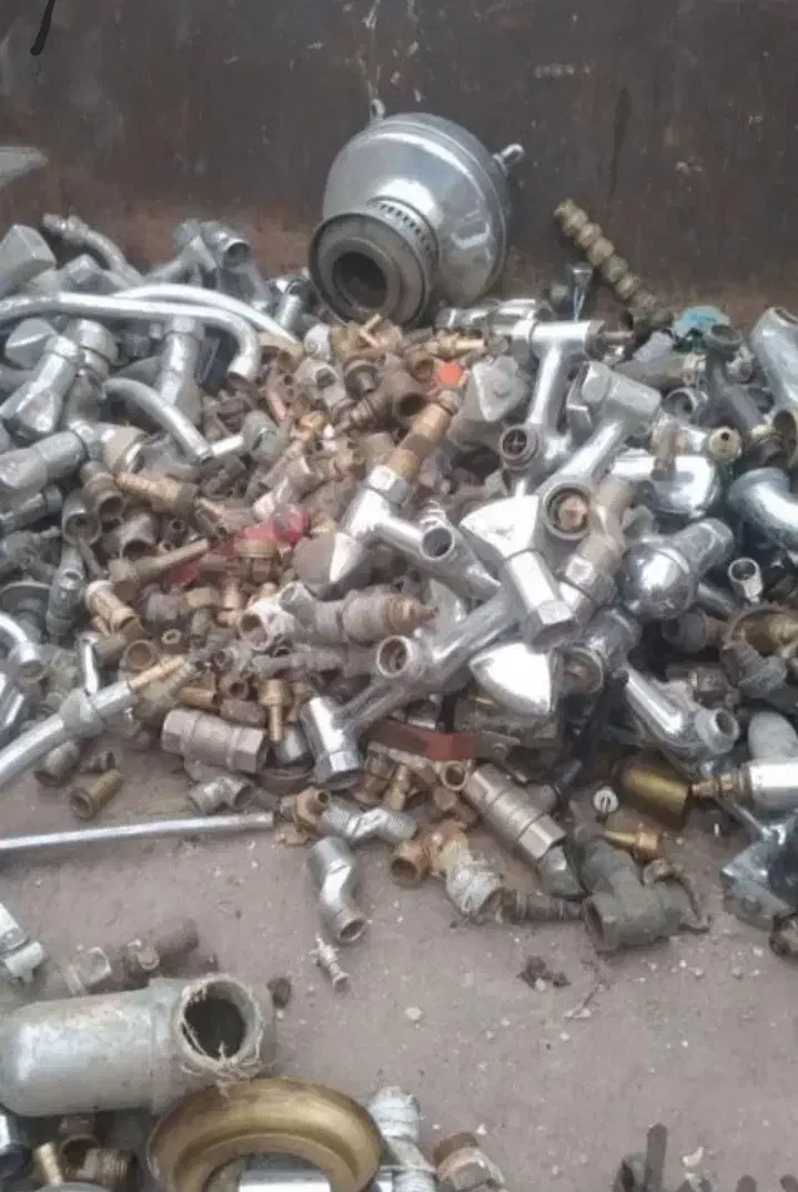 خرید ضایعات مس برنج آلمینیوم آهن وغیره|خدمات پیشه و مهارت|مشهد, فرهنگیان (شهرک غرب)|دیوار