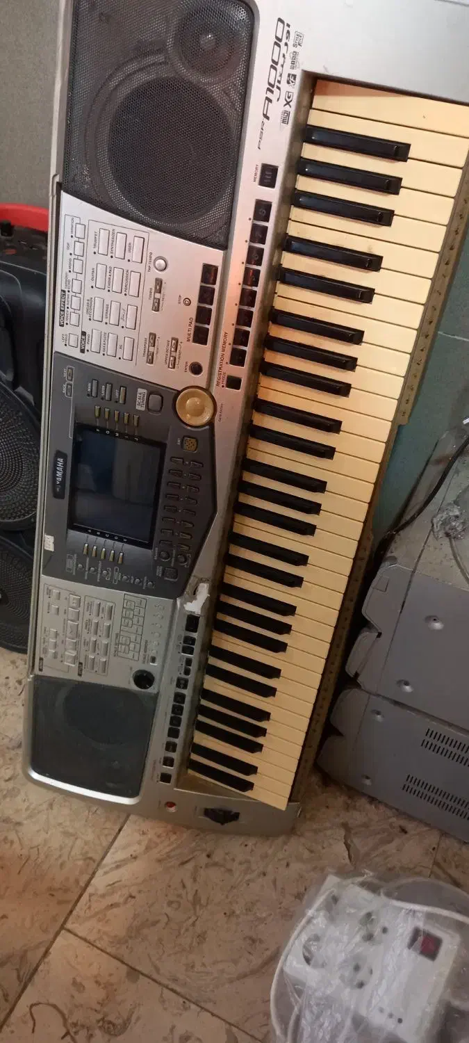 یاماها آ۱۰۰۰ سری قدیمی|پیانو، کیبورد، آکاردئون|بندرعباس, |دیوار