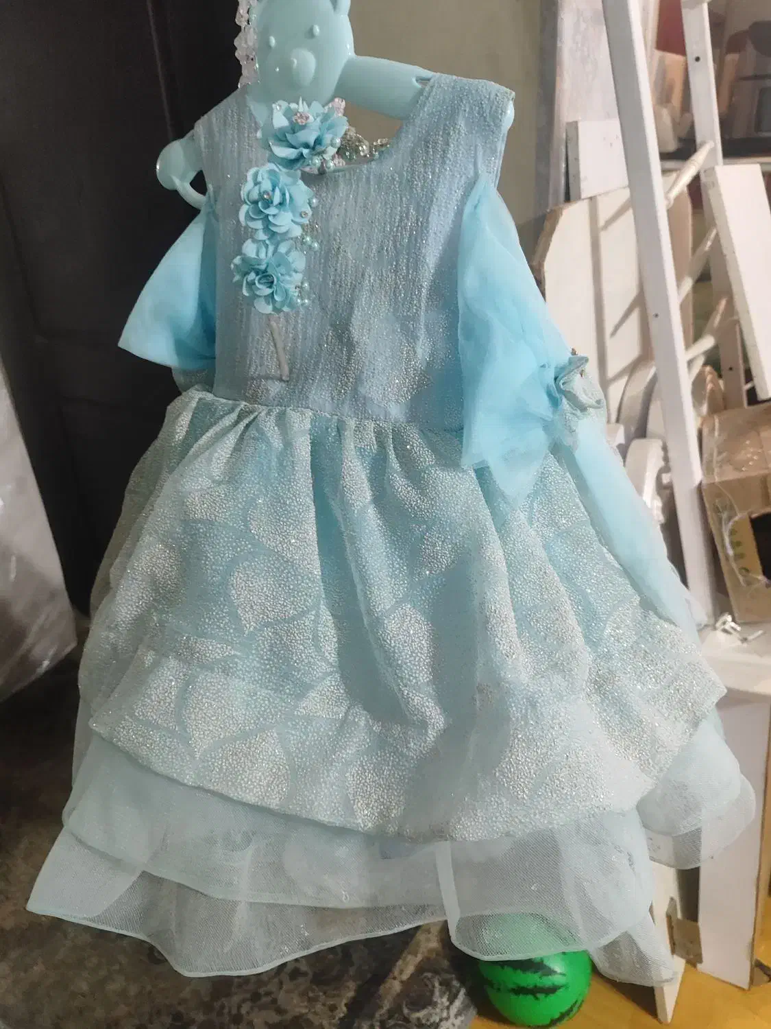 لباس مجلسی دخترانه|لباس|رباطکریم, رباطکریم|دیوار