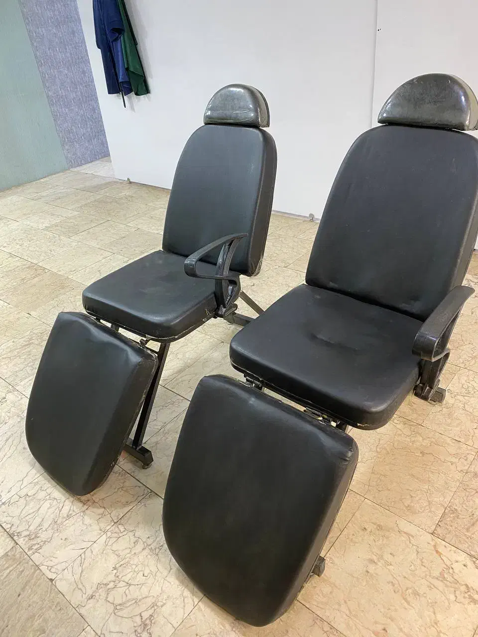 صندلی اصلاح|صندلی و نیمکت|تویسرکان, |دیوار