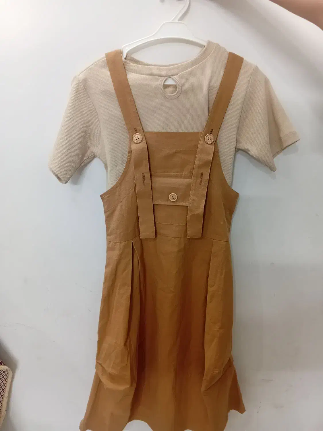 لباس مجلسی|لباس|یزد, |دیوار