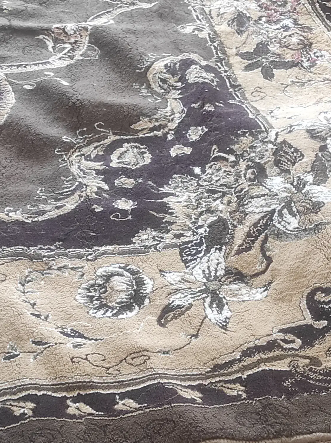 فرش در حد نو|فرش|گرمی, |دیوار