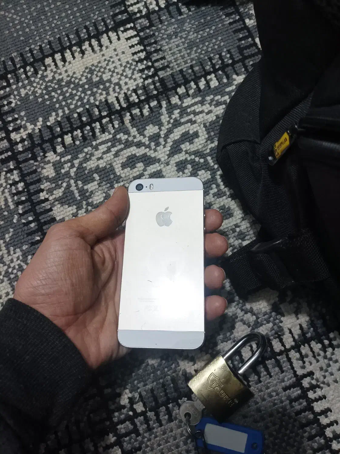 آیفون ۵اس|موبایل|تهران, یافت آباد جنوبی|دیوار