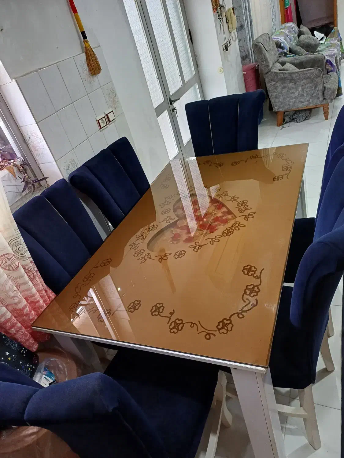 میز ناهارخوری شش نفره|میز و صندلی غذاخوری|رشت, حومه رشت|دیوار