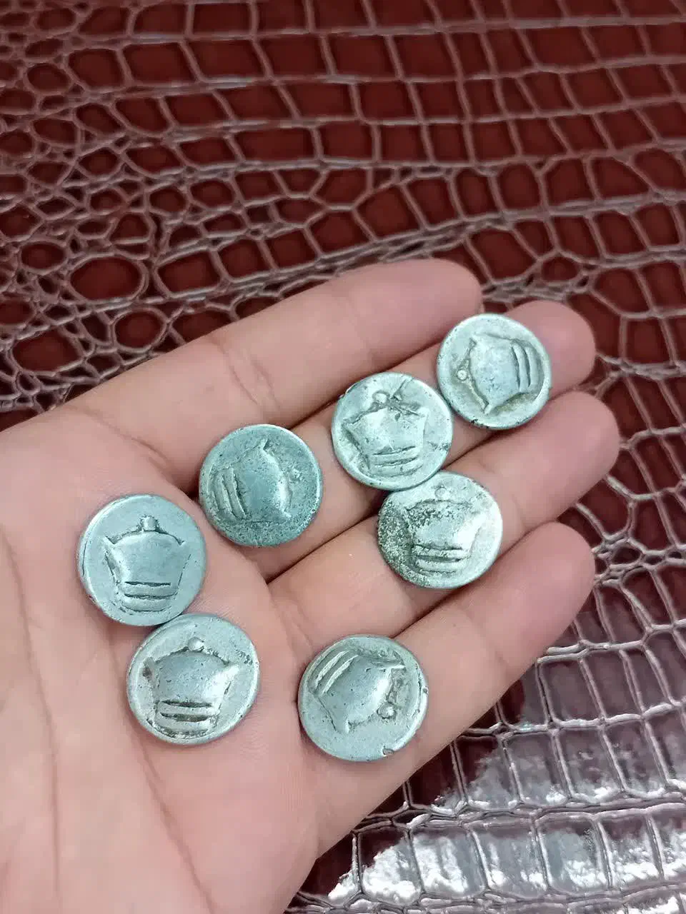 لوازمات قدیمی|کلکسیون اشیاء عتیقه|قم, شهدا|دیوار