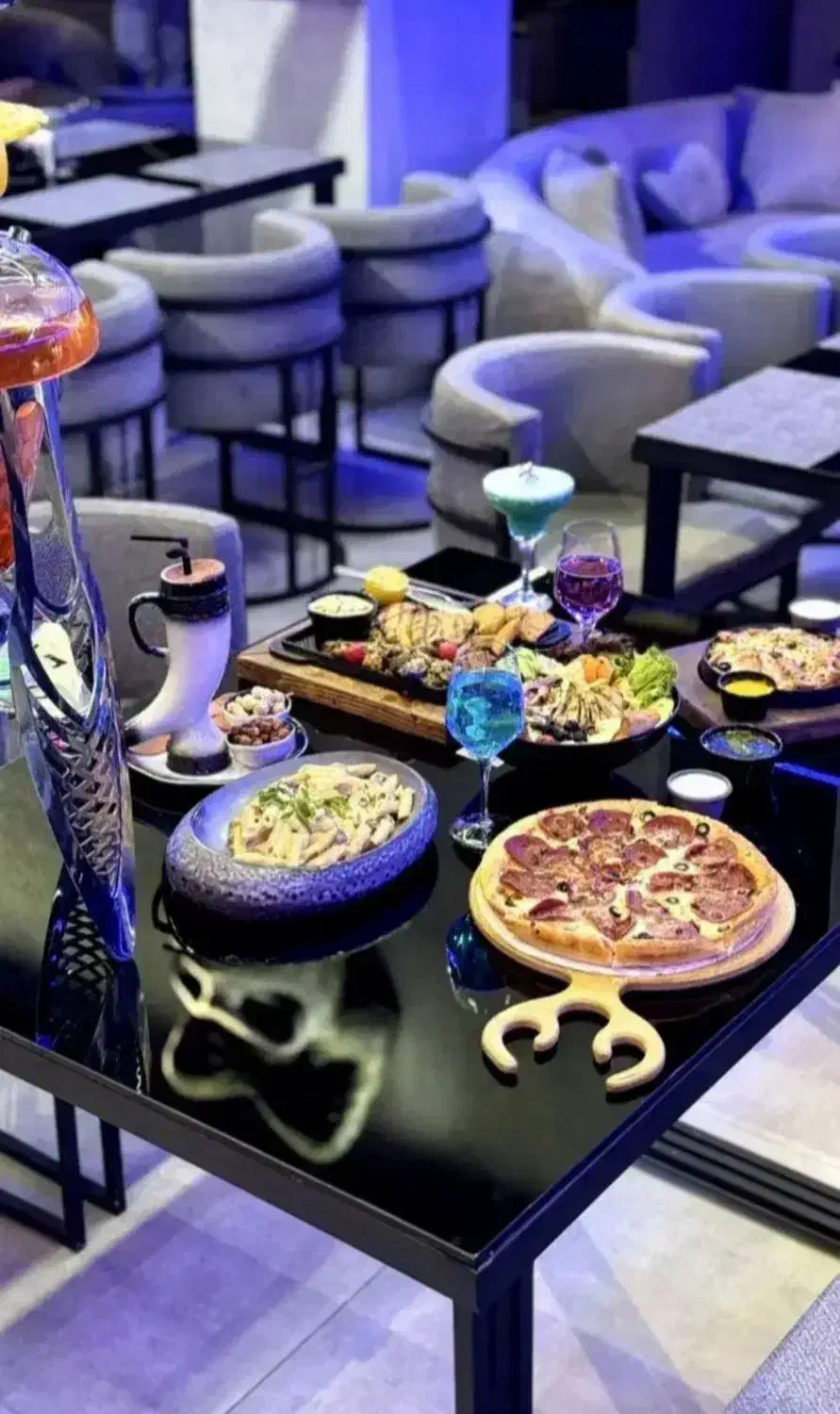 استخدام کارگر ساده تا ماهر در رستوران و کافه|استخدام خدمات فروشگاه و رستوران|تهران, تجریش|دیوار