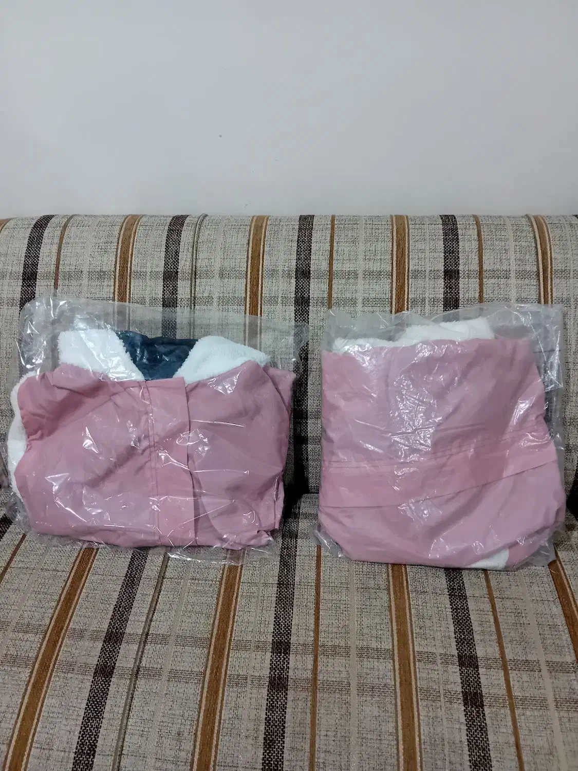 کاپشن دخترونه|لباس|آفتاب, |دیوار