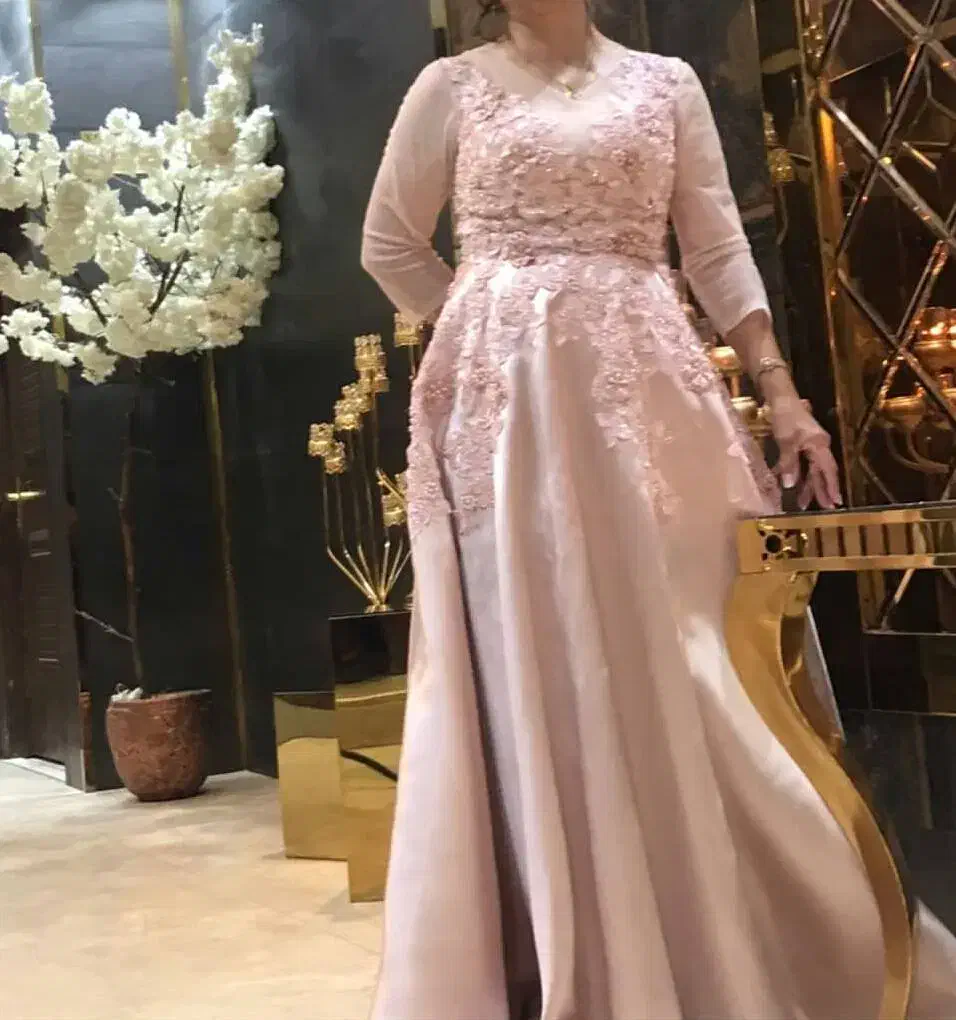 پیراهن مجلسی|لباس|تهران, پرستار|دیوار