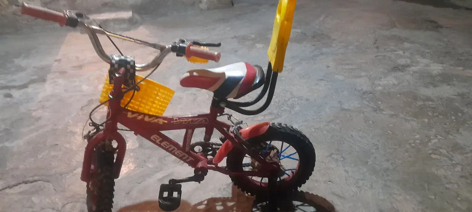 دوچرخه کوچک .برا بچه ۲ساله تا ۶یا۷ ساله .سالم|دوچرخه، اسکیت، اسکوتر|دهدشت, |دیوار