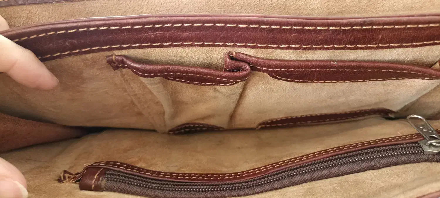 کیف دیپلمات کوچک|کیف، کفش، کمربند|اسلام‌شهر, شهرک مفیدی|دیوار