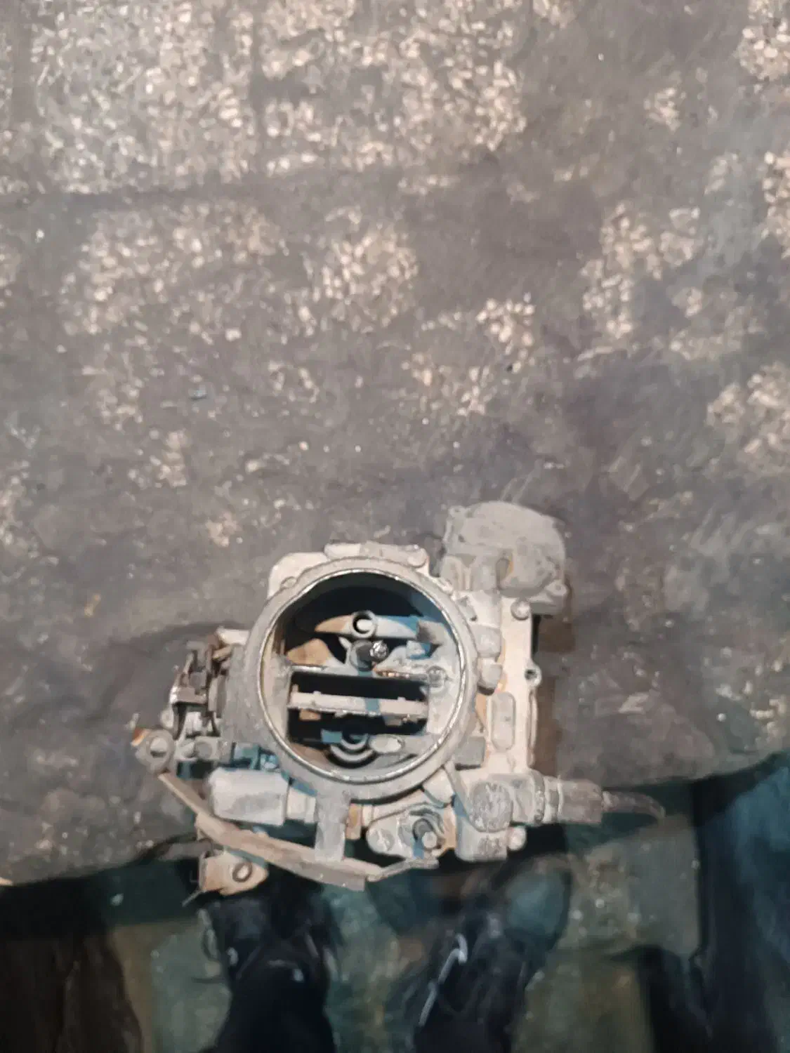 کاربراتور تویوتا لندکروز قدیمی ۶ سیلندر|قطعات یدکی و لوازم جانبی|شیروان (خراسان), |دیوار