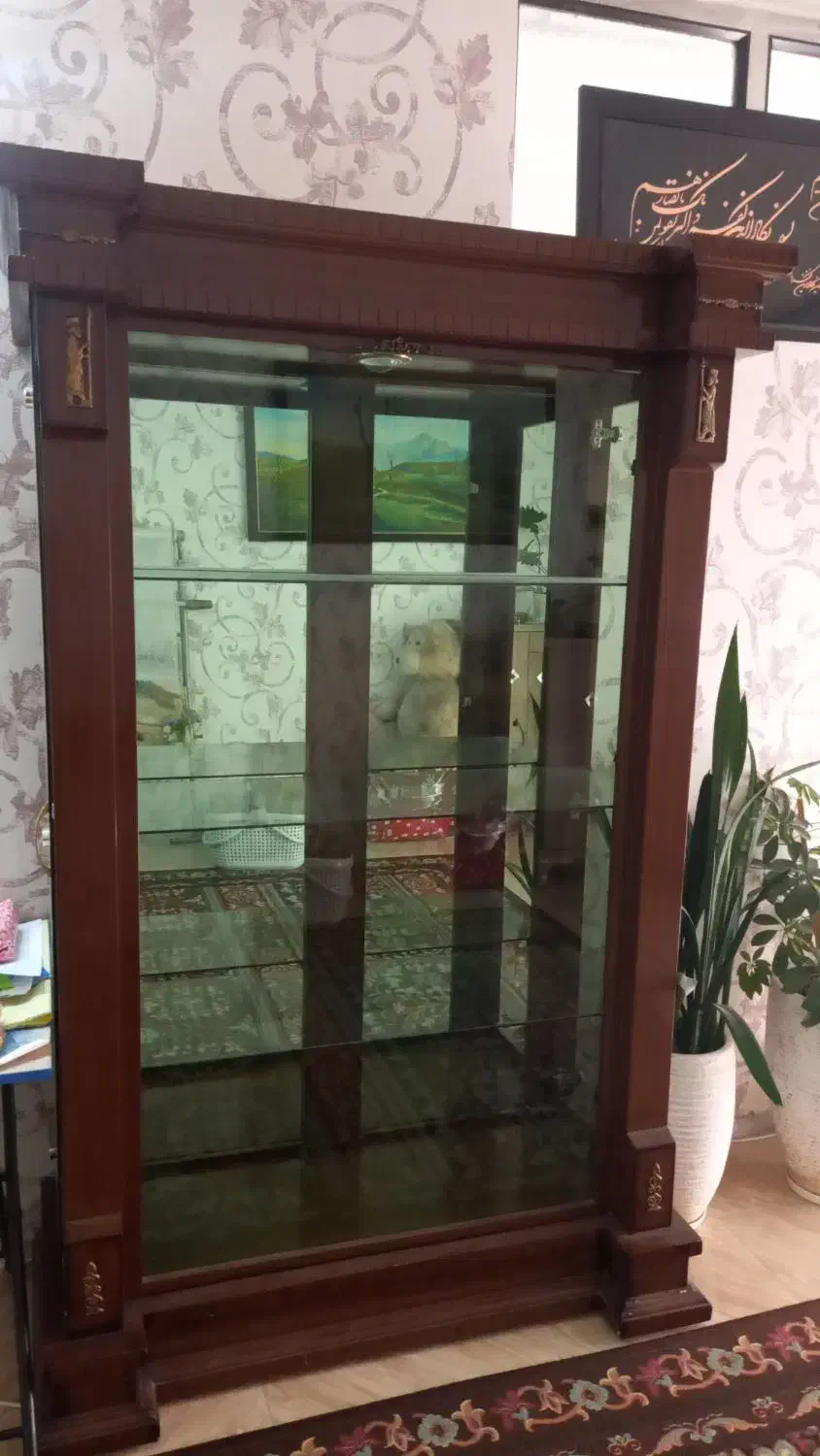 ویترین  بزرگ|بوفه، ویترین، کنسول|دماوند, گیلاوند|دیوار
