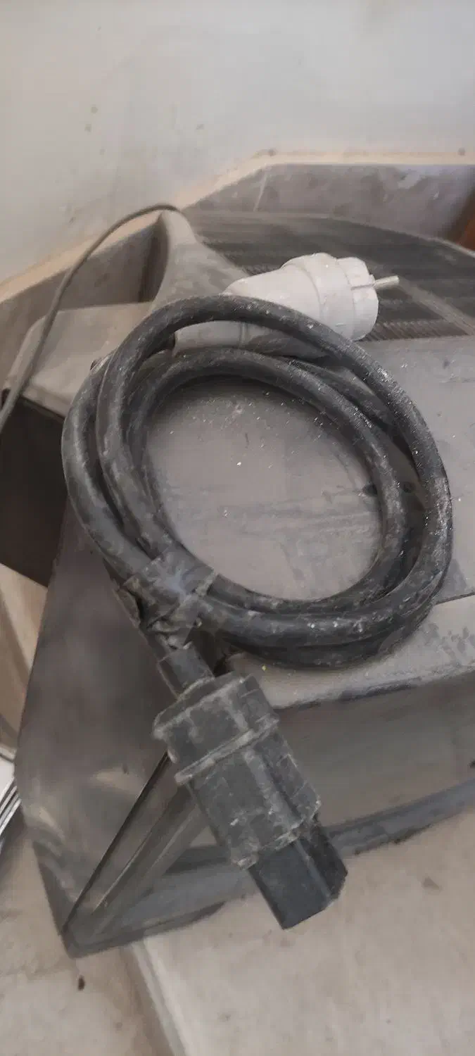 کابل پاور m30|قطعات و لوازم جانبی رایانه|اصفهان, برازنده|دیوار