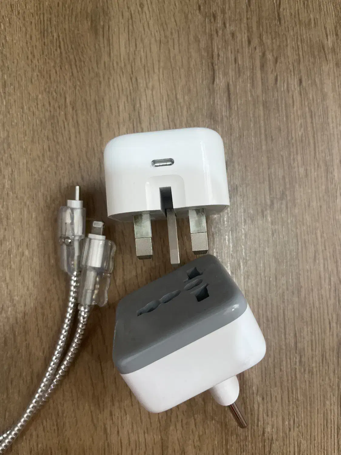 فروش شارژر اصل|لوازم جانبی موبایل و تبلت|ساوه, |دیوار