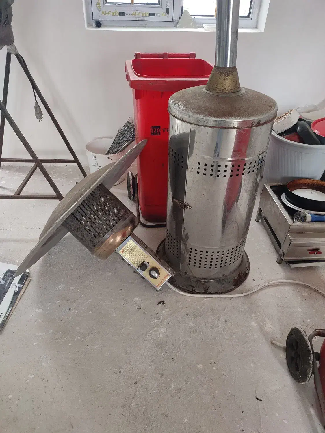 فن میز استیل سیخ جیگر بخاری قارچی|فروشگاه و مغازه|رشت, گلباغ نماز|دیوار