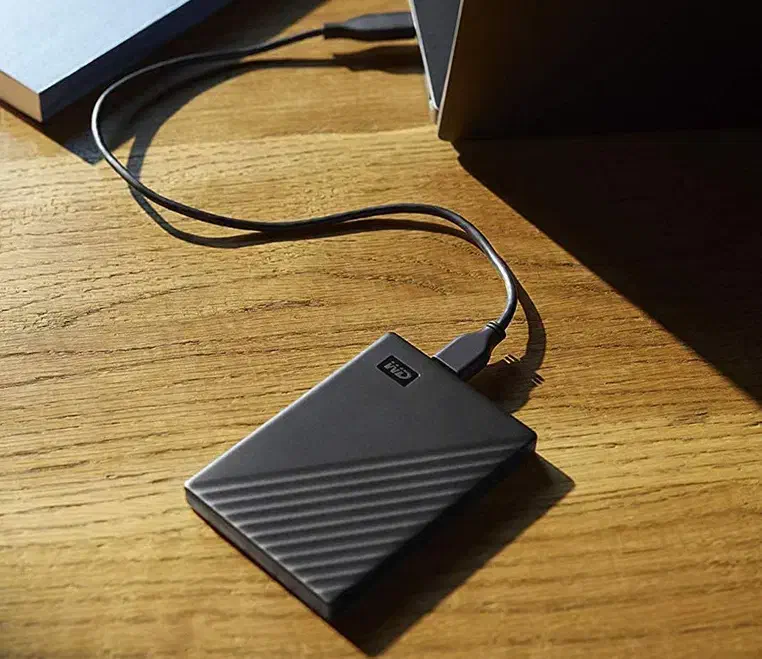 هارد اکسترنال 2 ترا وسترن|قطعات و لوازم جانبی رایانه|مشهد, رده|دیوار