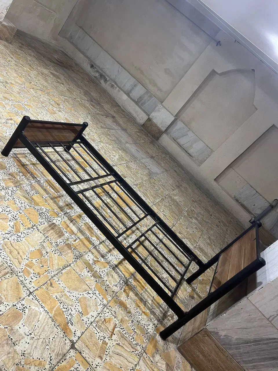 فروش تختخواب 1نفره و 2نفره|تخت و سرویس خواب|لاهیجان, کوه بیجار|دیوار