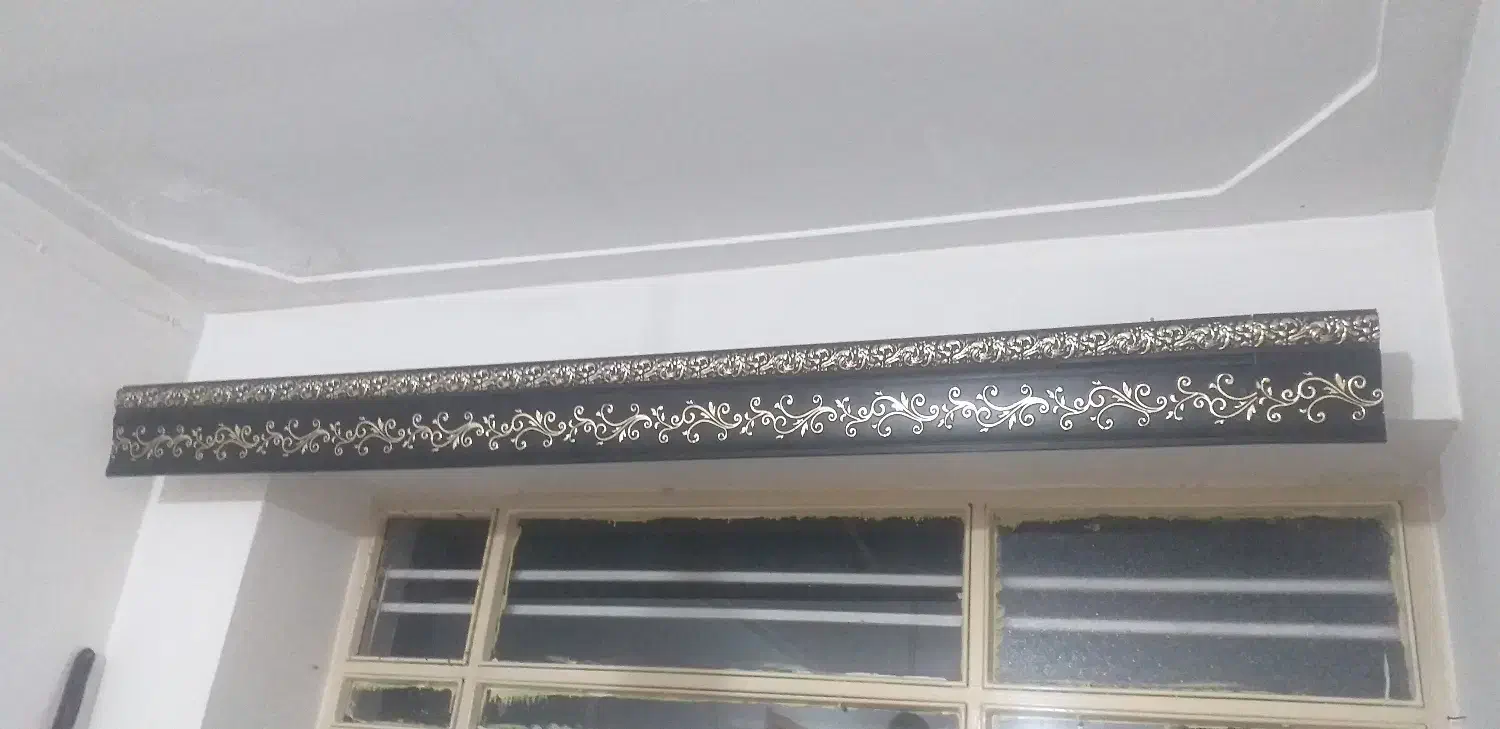 کتیبه|پرده، رانر، رومیزی|صحنه, |دیوار