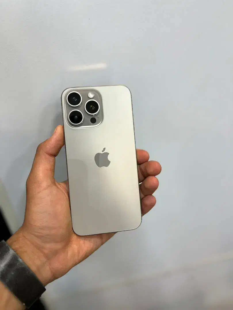 ایفون۱۵پرومکس|موبایل|ابریشم, |دیوار