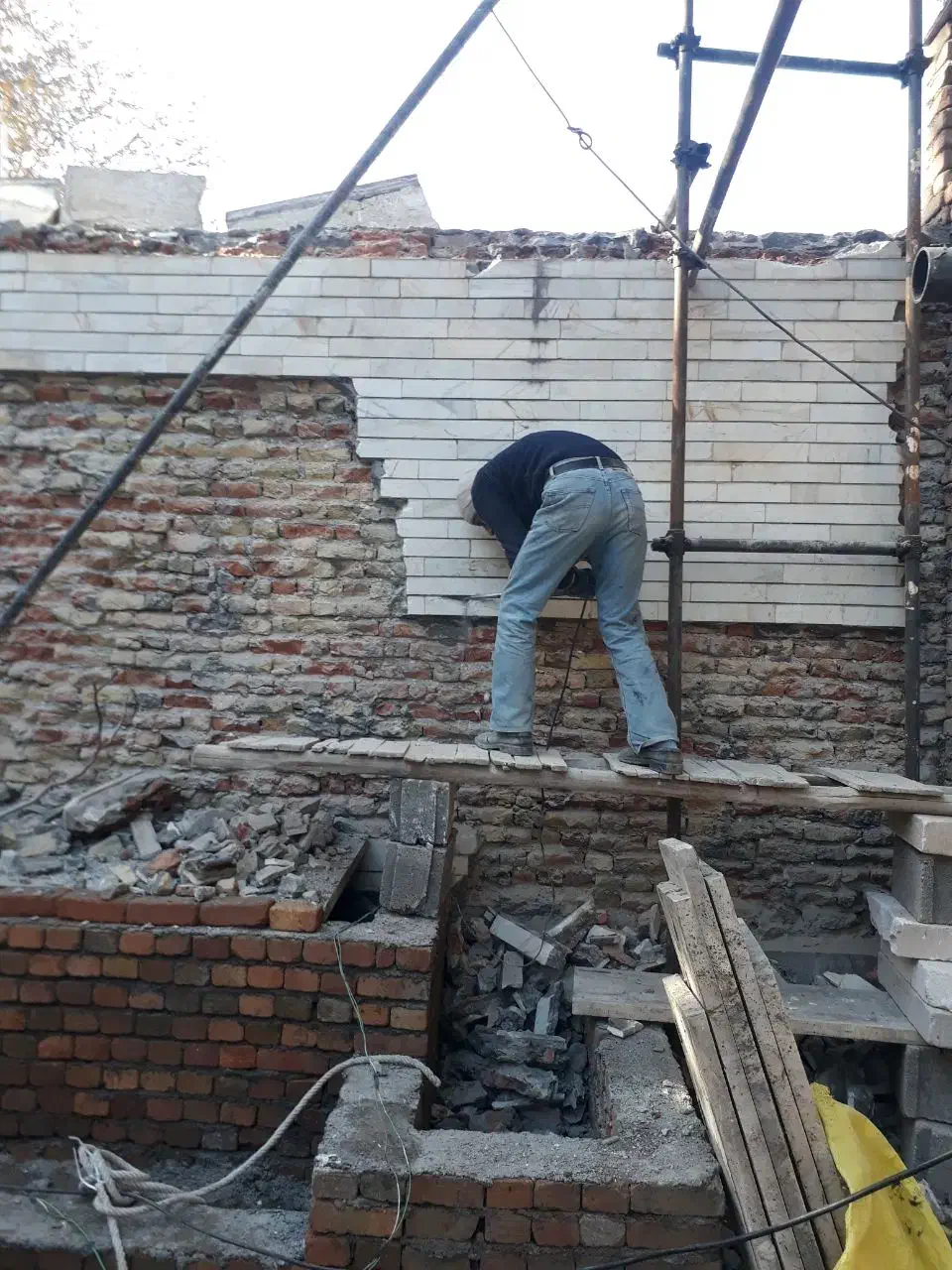 تخریب و بازسازی ساختمان با ابزار پیشرفته|خدمات پیشه و مهارت|رباط‌کریم, رباط‌کریم|دیوار