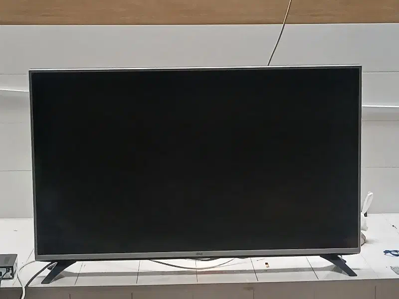 تلوزیون سامسونگ LG ۴۹ اینچ|تلویزیون و پروژکتور|نورآباد ممسنی, |دیوار