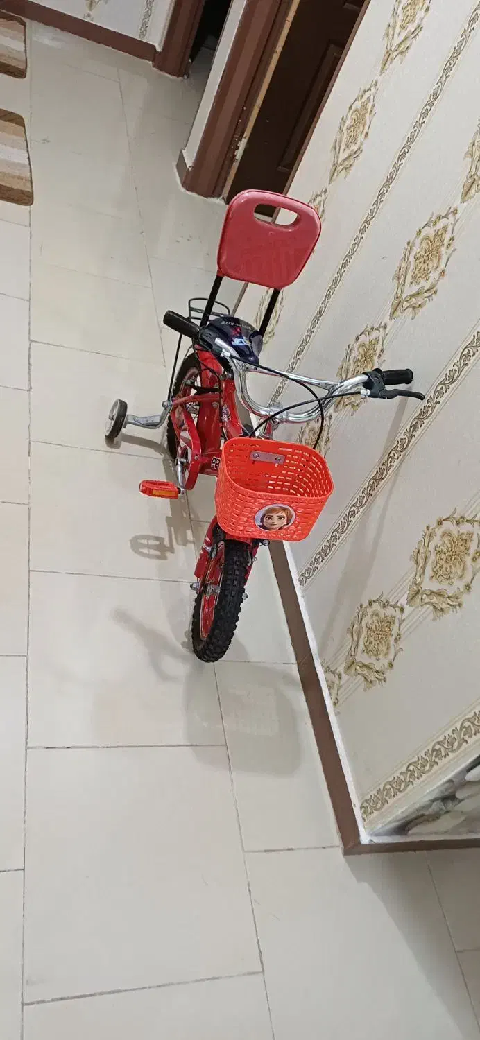 دوچرخه سایز ۱۶ قرمز|دوچرخه، اسکیت، اسکوتر|هشتگرد, شهرک ریحانه|دیوار