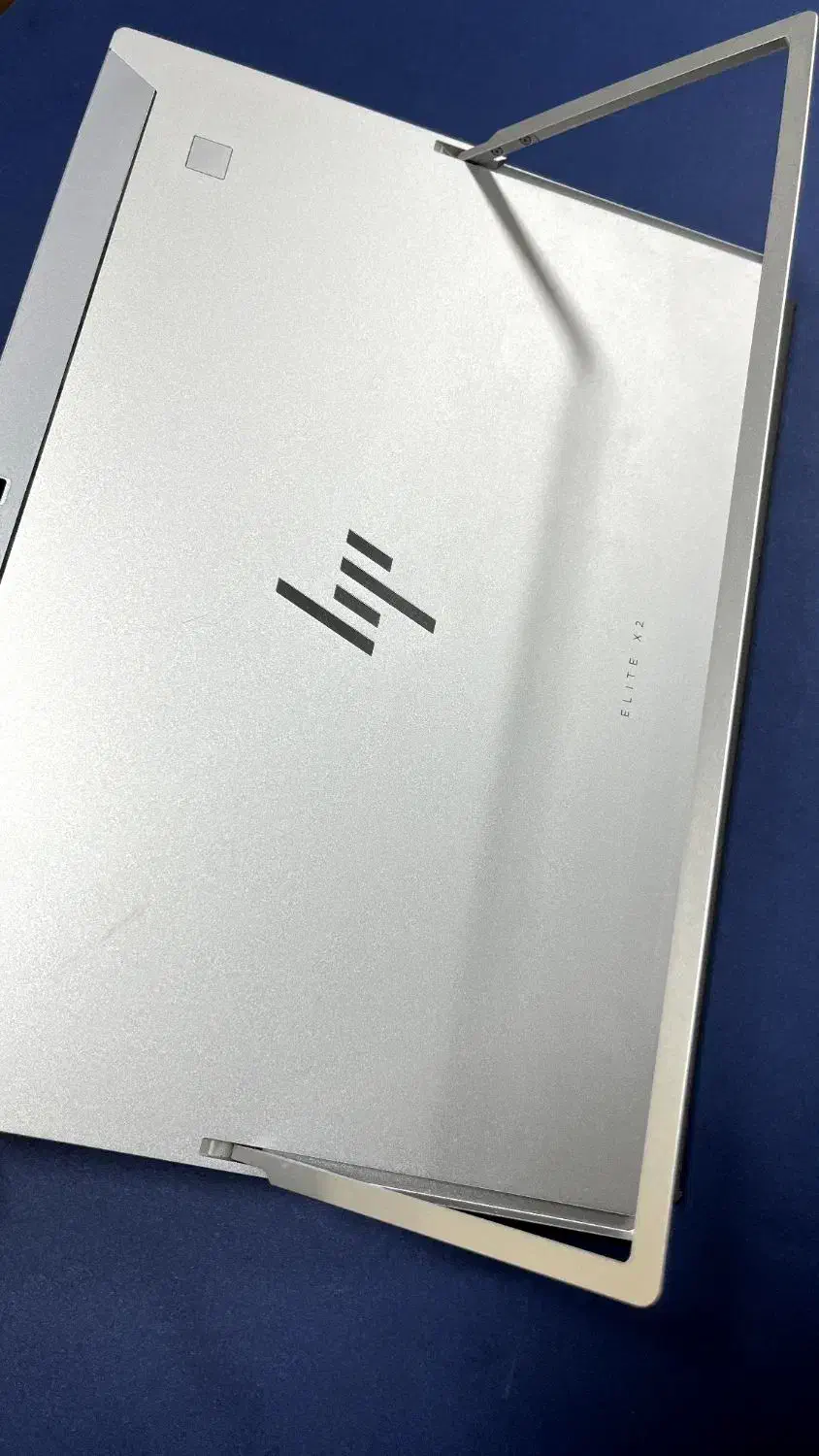 لپ تاپ HP Elite X2. نسل 8. CPU i7 .256SSD M2. رم 8|رایانه همراه|شهرکرد, |دیوار