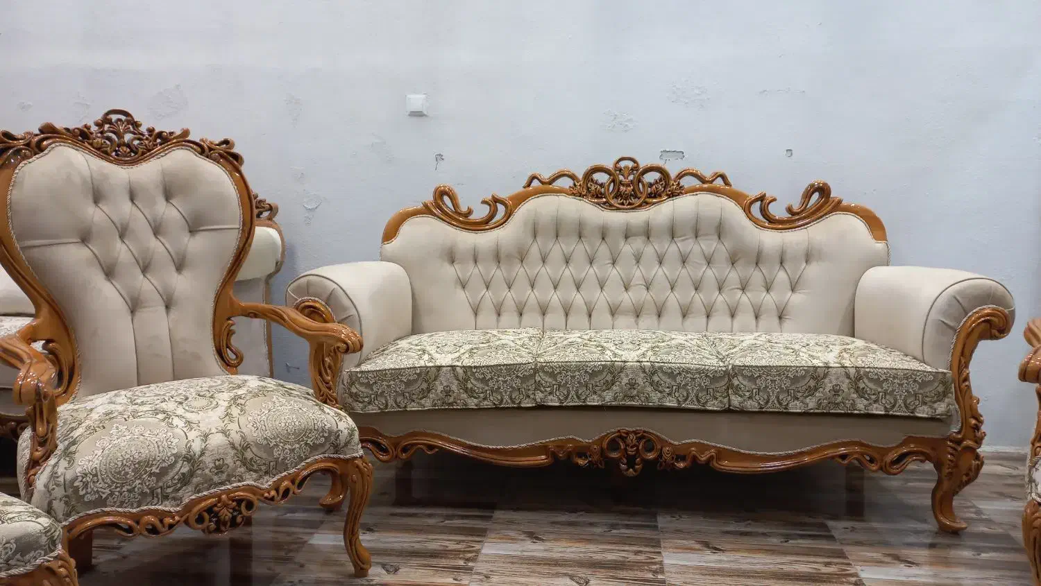 مبل افسون|مبلمان خانگی و میز عسلی|کوهپایه, |دیوار