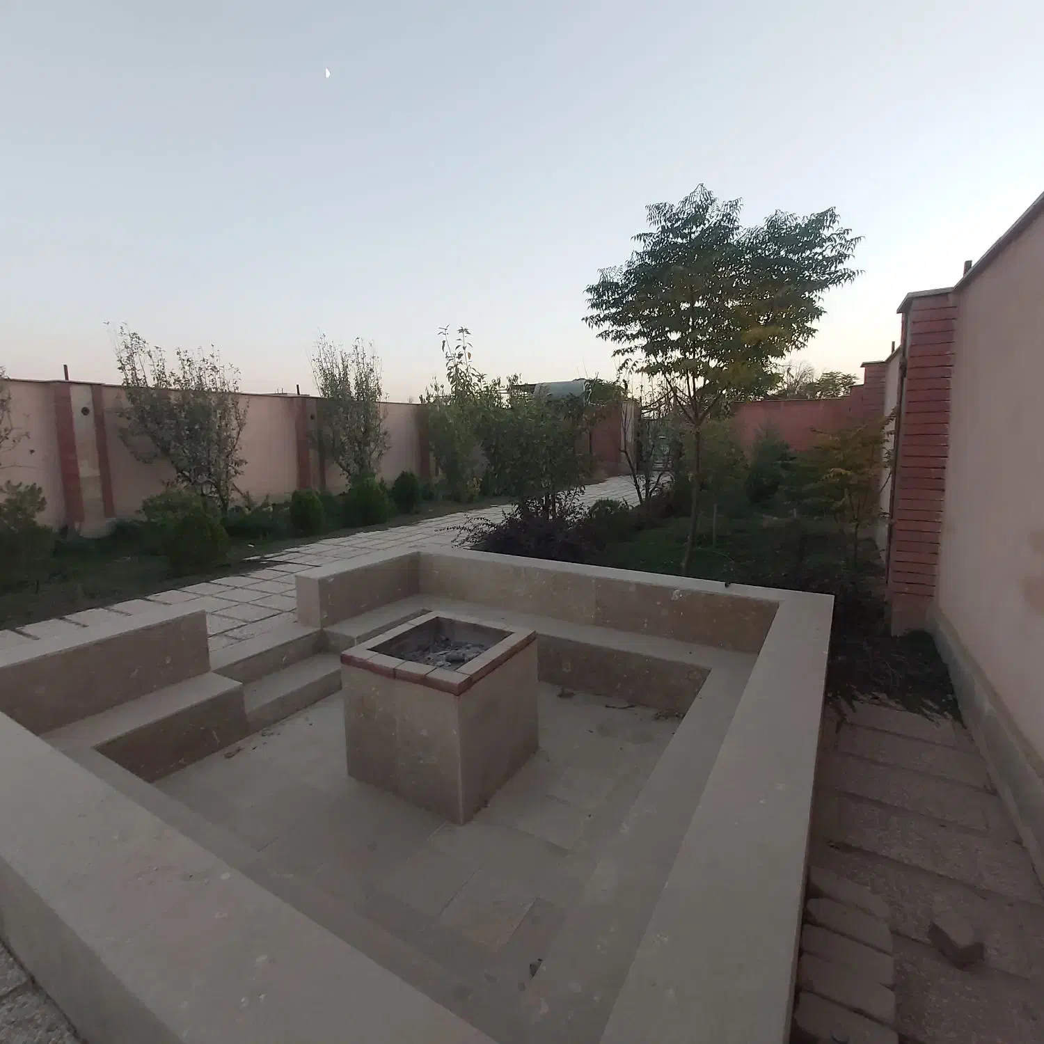 باغ ویلا ۶۱۰متری زکی آباد ،حوالی زعفرانیه .سهیلیه|فروش خانه و ویلا|رامجین, |دیوار