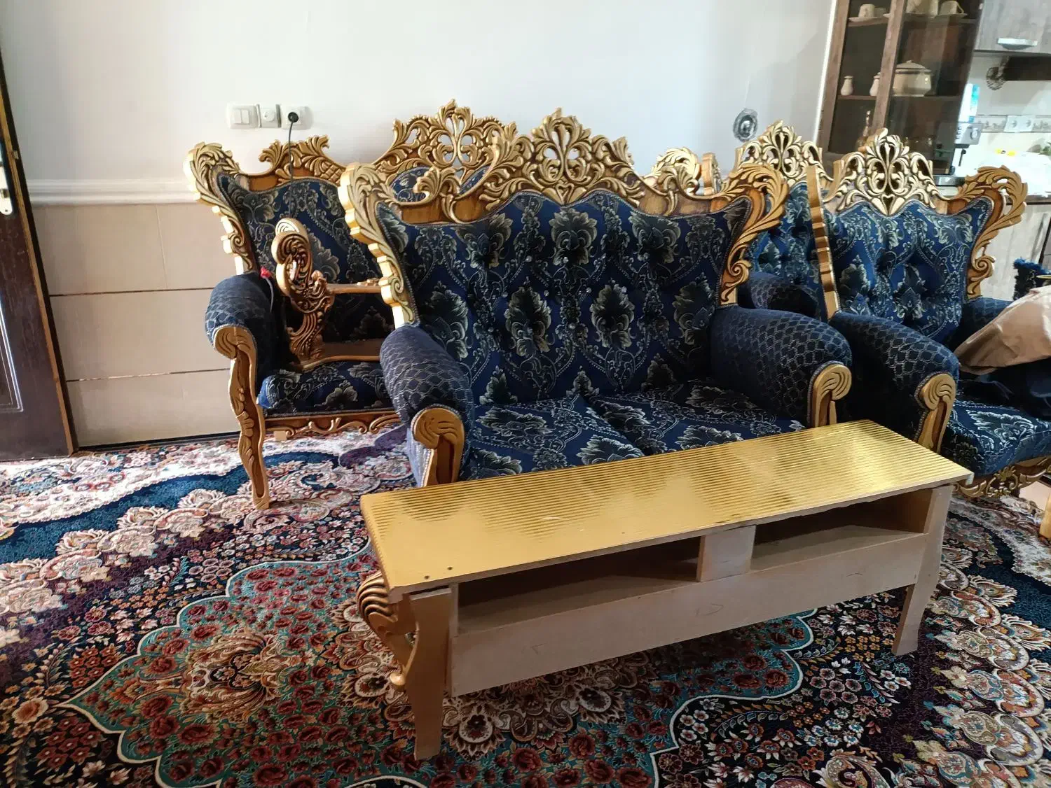 مبل هفت نفره تمیز|مبلمان خانگی و میز عسلی|شبانکاره, |دیوار