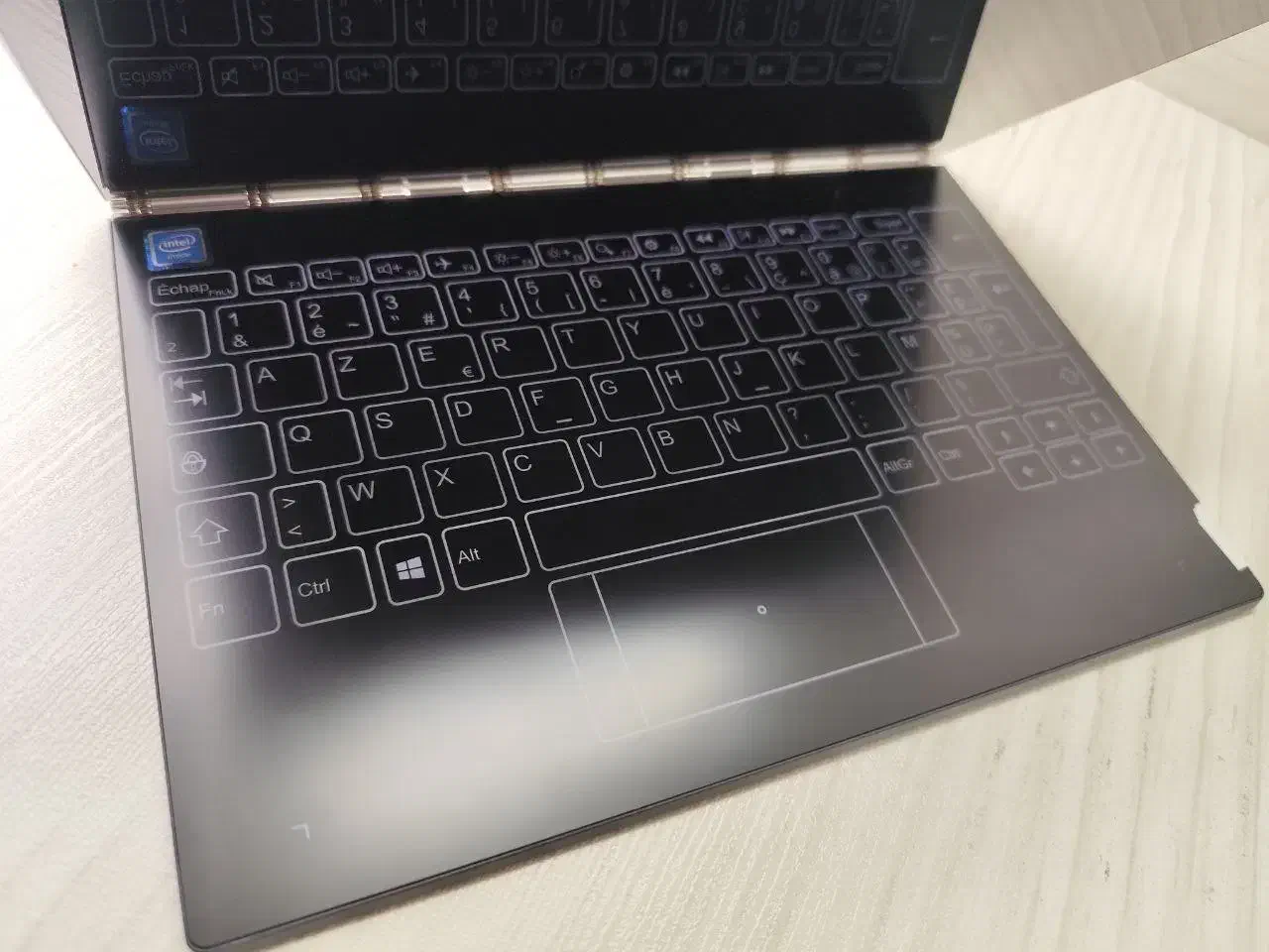 لپ تاپ تبلتی سبک لمسیLenovo yoga bookچرخش۳۶۰درجه|رایانه همراه|تهران, باغ فیض|دیوار