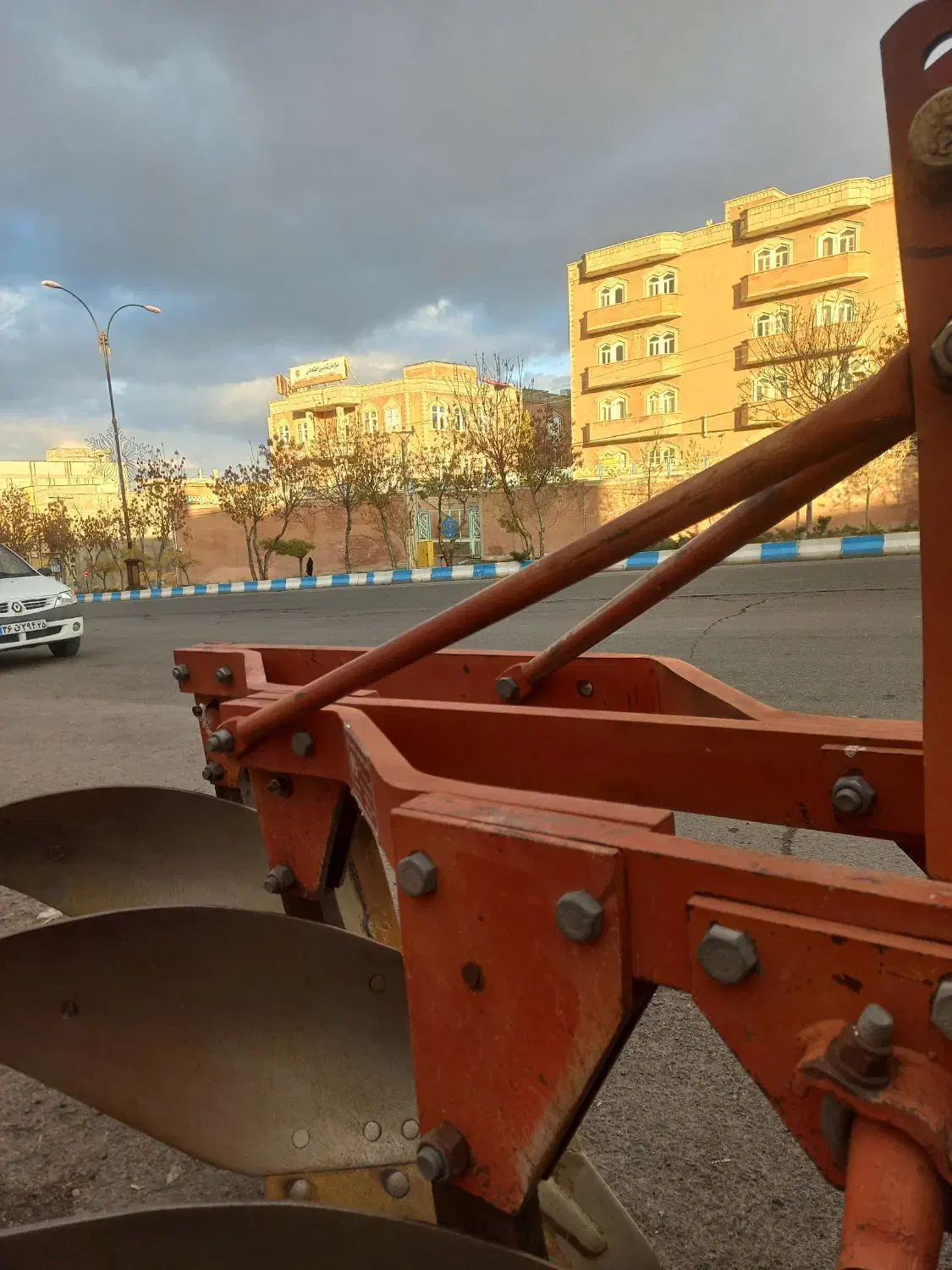 گاوآهن صادراتی در حد|ماشینآلات صنعتی|هشترود, |دیوار