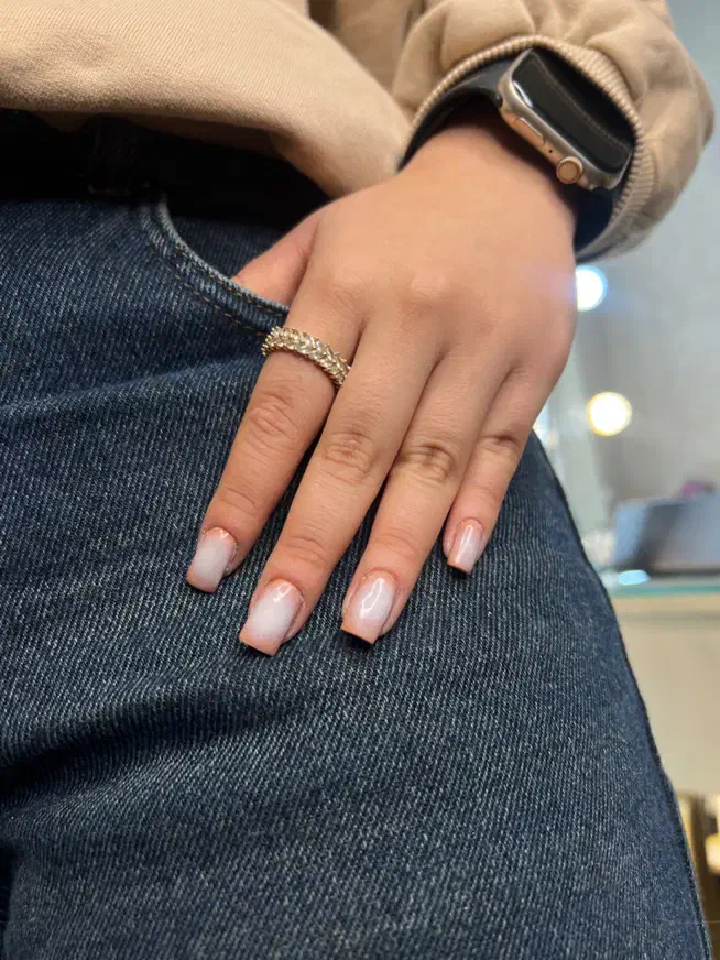 مدل ناخن میخوام|خدمات آرایشگری و زیبایی|رشت, گلسار|دیوار